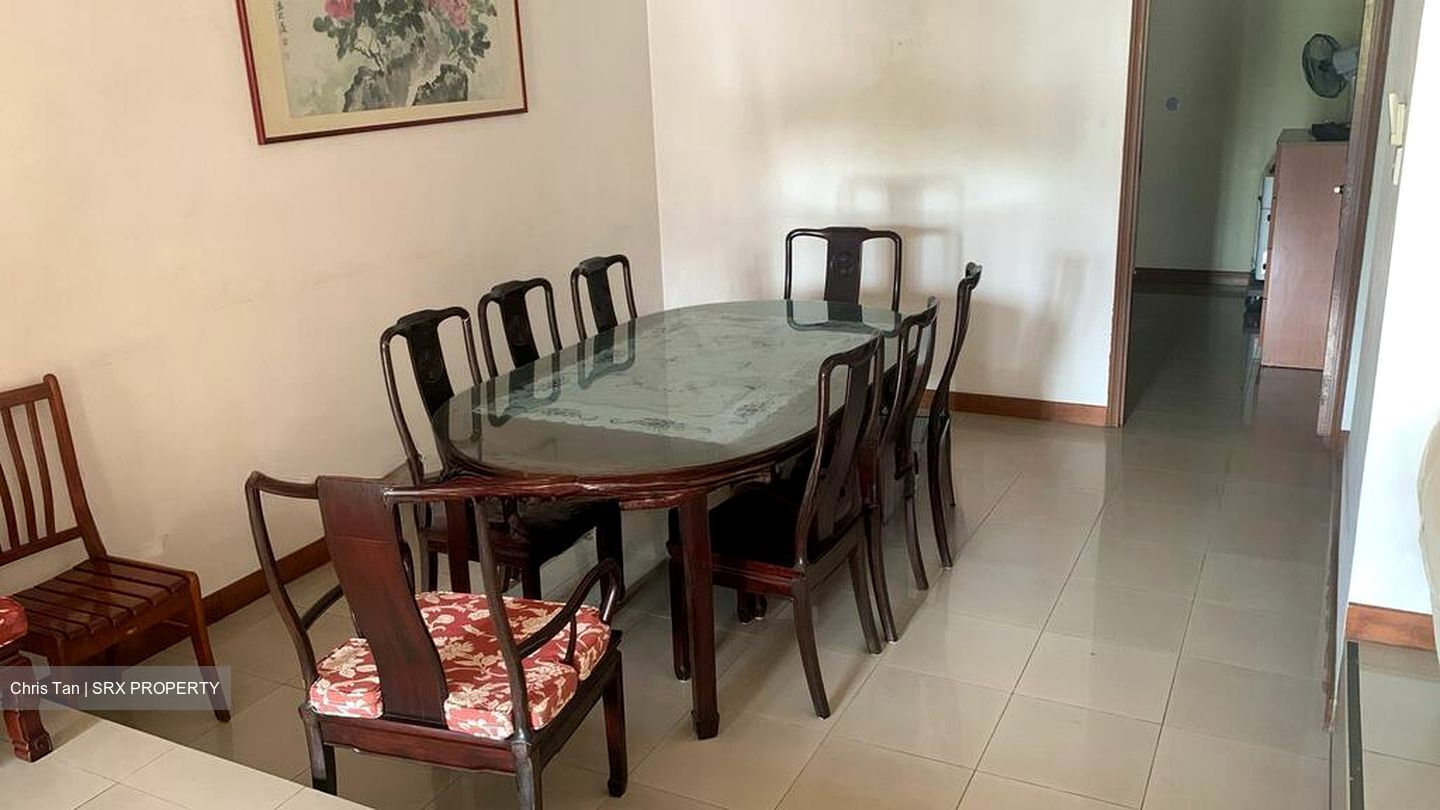 Yunnan Gardens (D22), Terrace #515412211